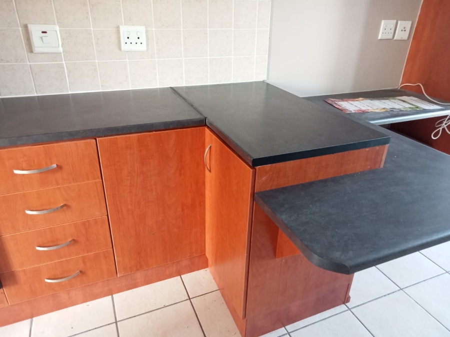 1 Bedroom Property for Sale in C Place Eastern Cape